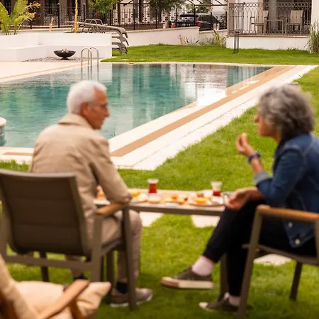 Hane Cunda Hotel *