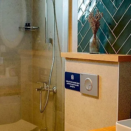 Hotell Hane Cunda 3*